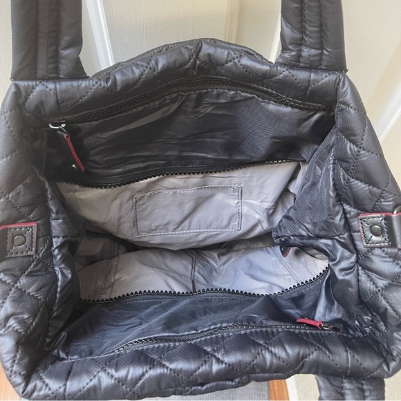 💰SOLD💰NEW MZ Wallace Medium Metro Tote Deluxe - Picture 3 of 5